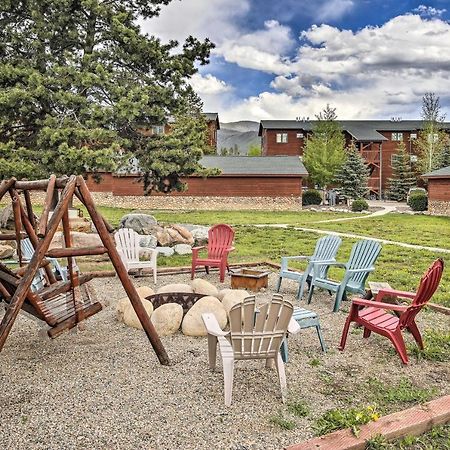 Mountain-View Condo With Deck Walk To Grand Lake Esterno foto